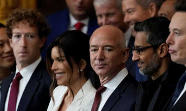 Big US tech stocks swing as investors probe AI spend