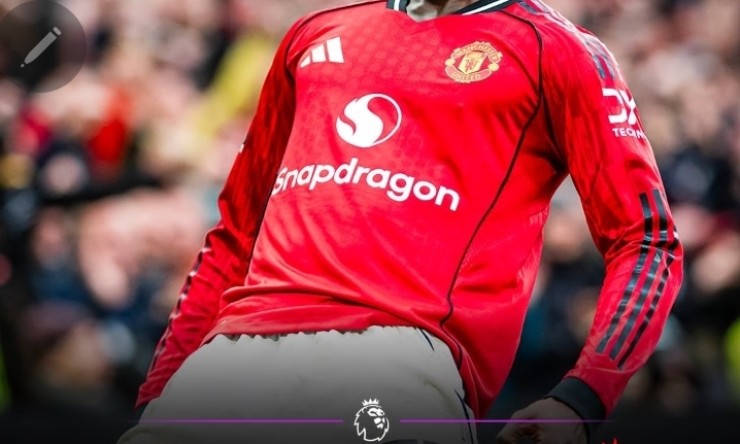 United edge thriller to sink Liverpool and seal Champions League return